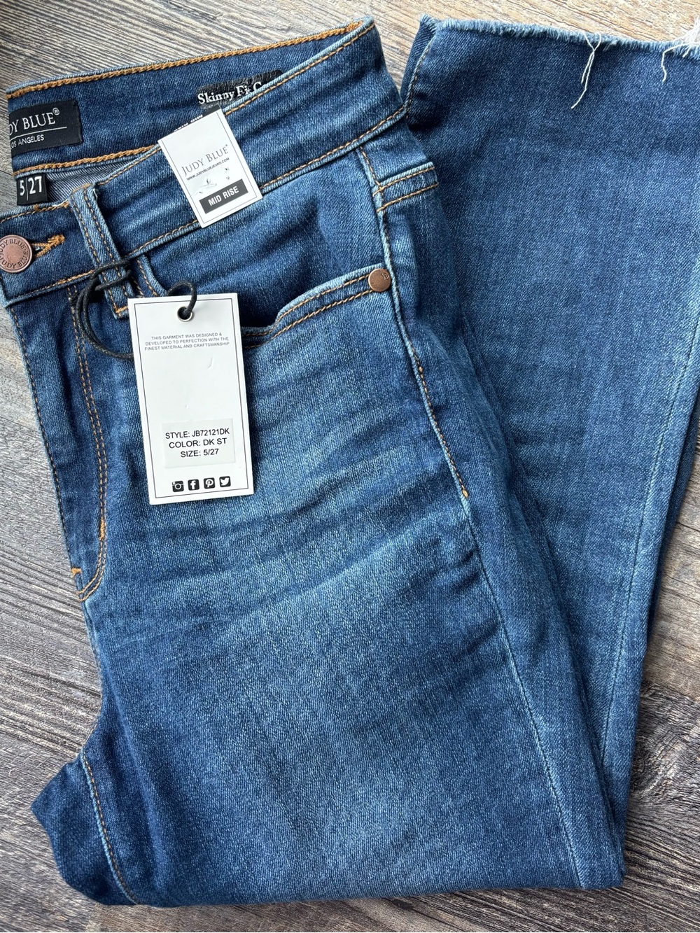 Judy Blue Medium Dark Blue Skinny Jeans